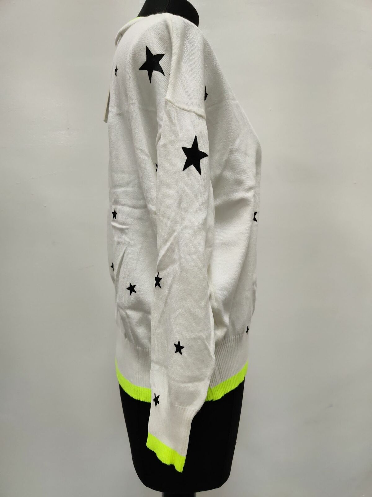 Suéter feminino Aqua com estampa de estrelas, marrom, tamanho P