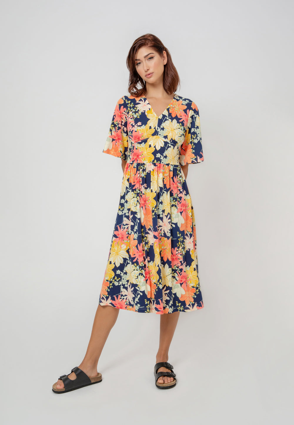 Vestido Zoe de manga curta feminino Leota em Ginkgo Multi