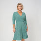Vestido envelope falso feminino Leota verde tamanho 3X