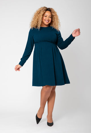 Vestido Lara Fit and Flare de Manga Longa Leota Feminino (Curve) Azul
