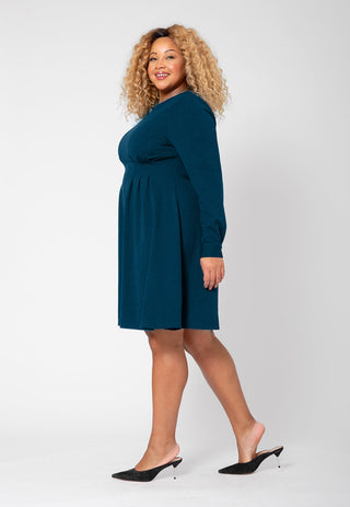 Vestido Lara Fit and Flare de Manga Longa Leota Feminino (Curve) Azul