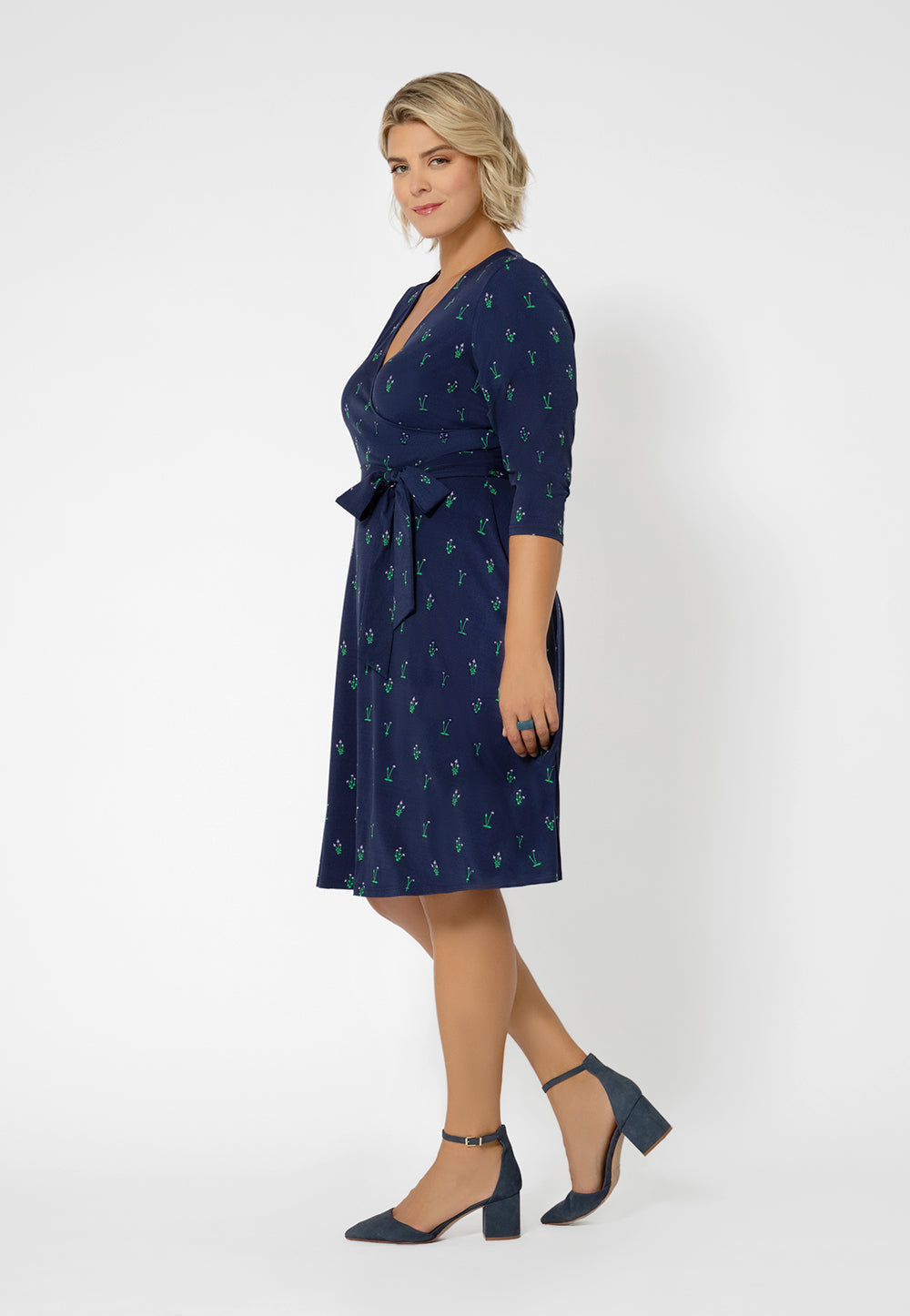 Vestido envelope perfeito de manga curta feminino Leota (curvo) azul