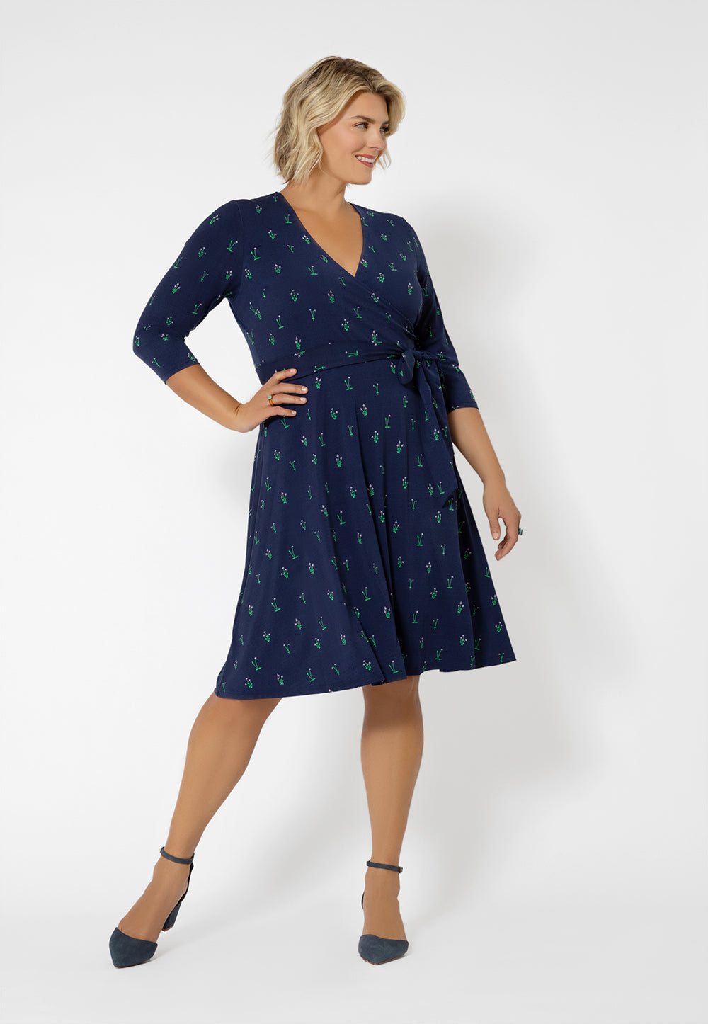 Vestido midi de malha Zoe de manga curta feminino Leota (curvo) azul