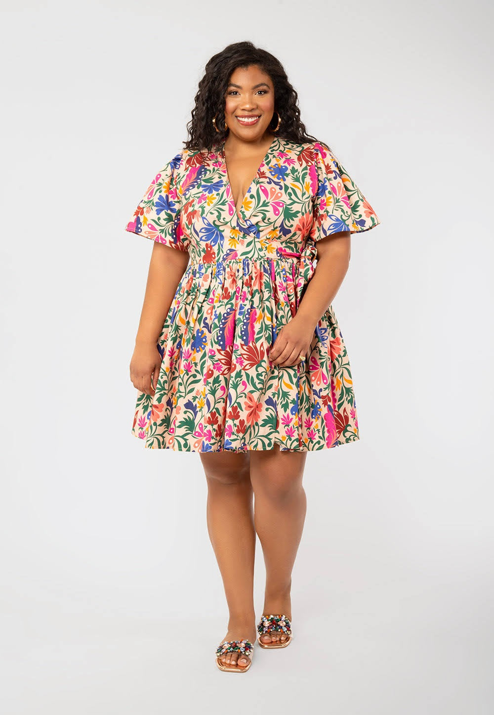 Vestido curto floral Leota Alena multi bege tamanho XX-grande