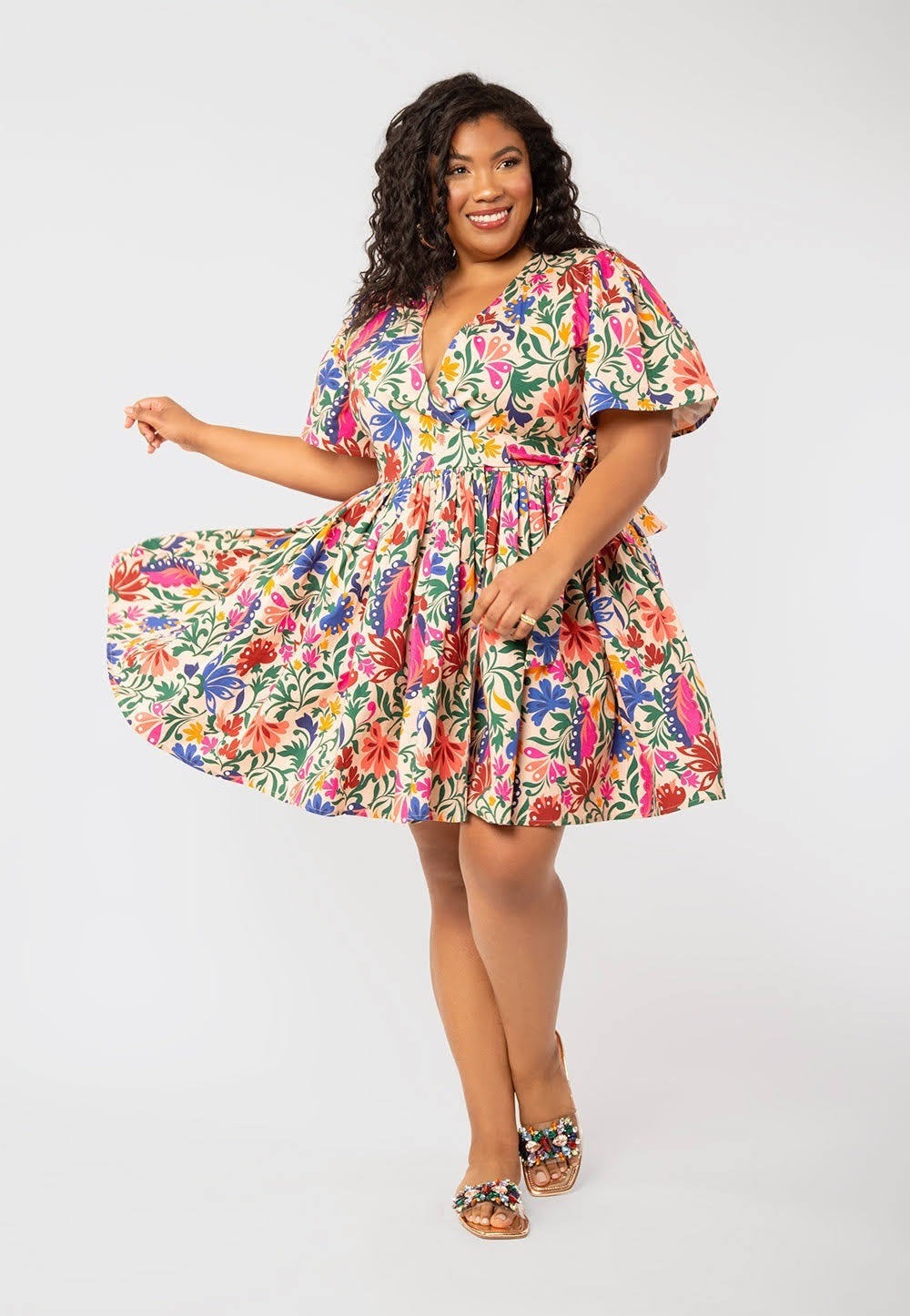 Vestido curto floral Leota Alena multi bege tamanho XX-grande