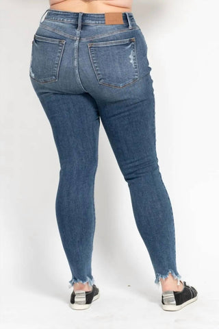 Judy Blue - Calça jeans skinny plus size cintura alta com bainha Shark Bite