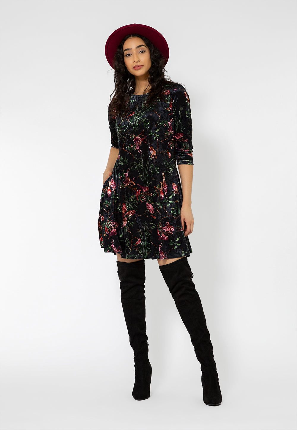 Vestido de veludo Melanie com manga 3/4 feminino Leota, preto