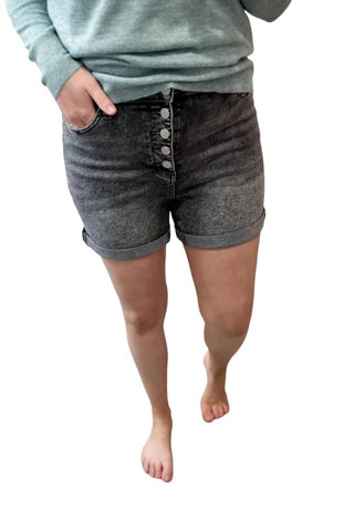 Judy Blue - Shorts de cintura alta com botões e punhos