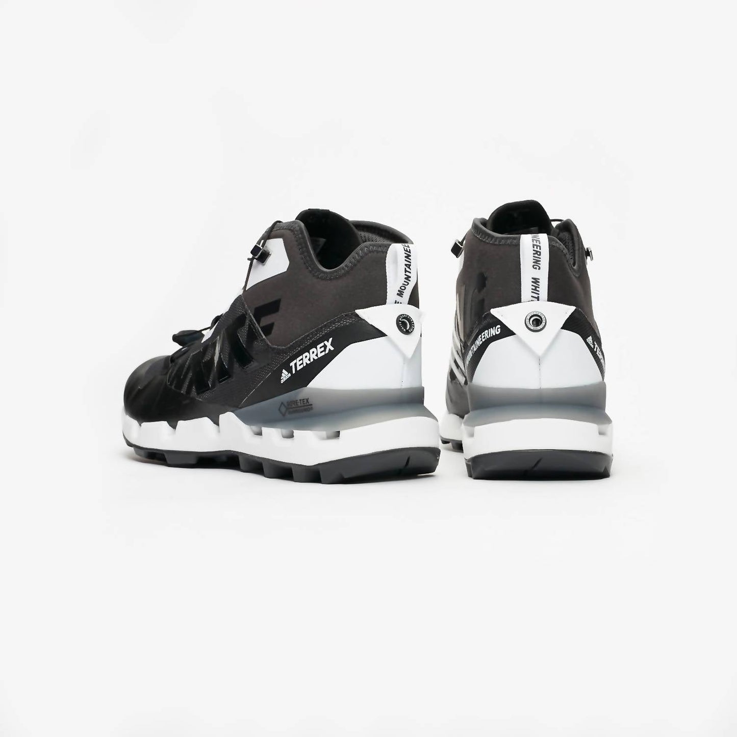 Adidas - MEN'S MOUNTAINEERING FAST GORTEX SHOES