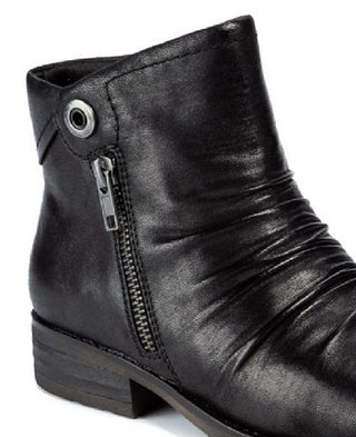 Bota Anila Baretraps Feminina Preta Tamanho 8 M
