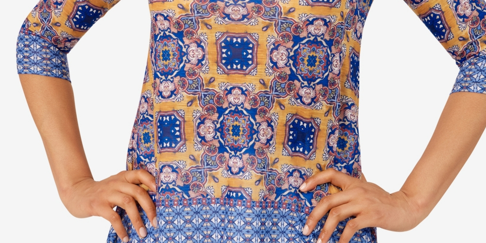 Blusa feminina com sublimação e borda de azulejo Ruby Rd., amarela, tamanho pequeno