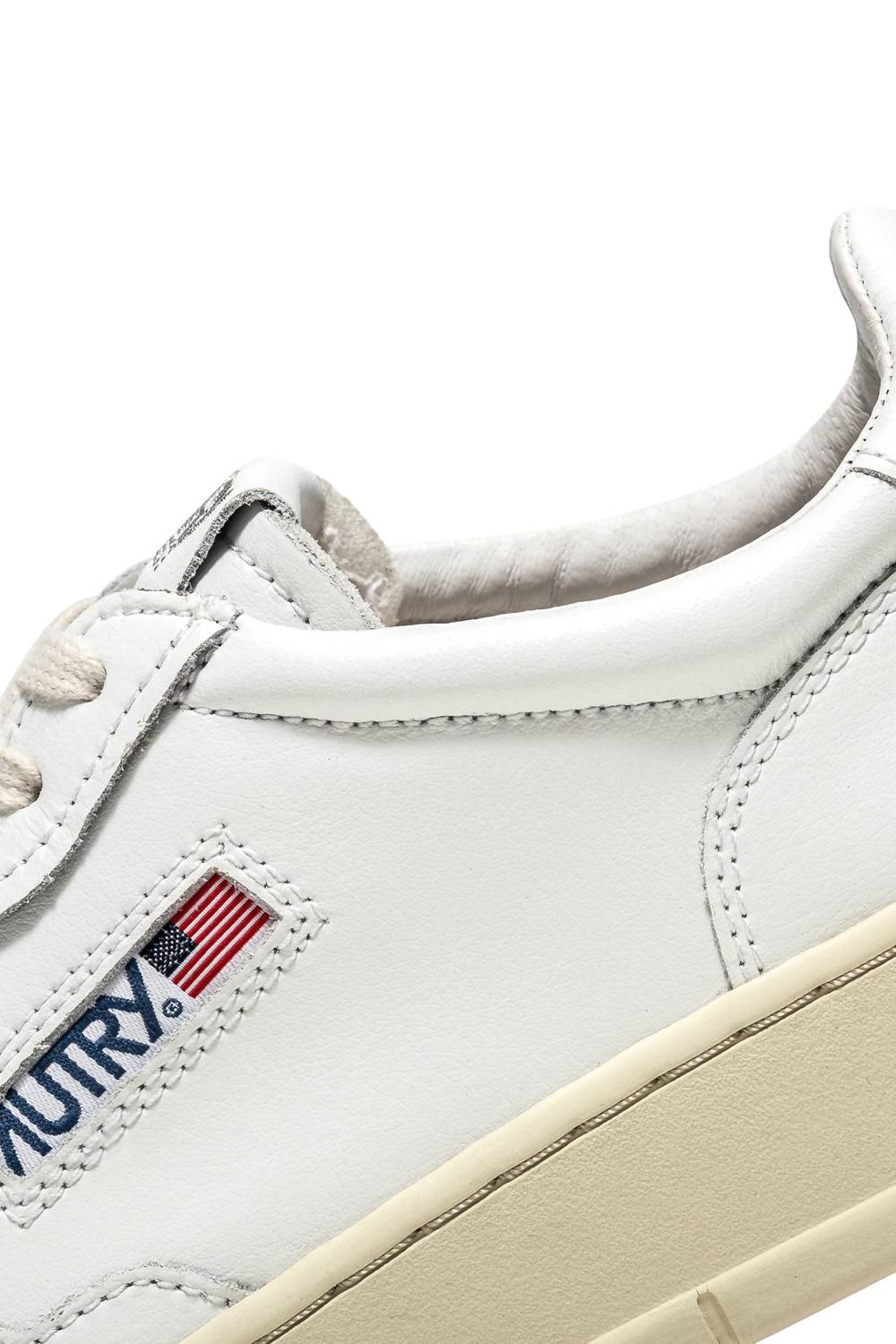 Autry - Women's Medalist Low Sneaker
