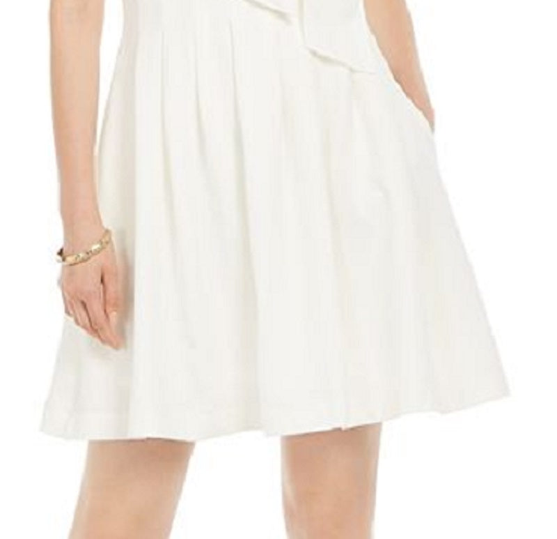 Vestido feminino Vince Camuto com decote em arco e ajuste evasê, branco, tamanho 4