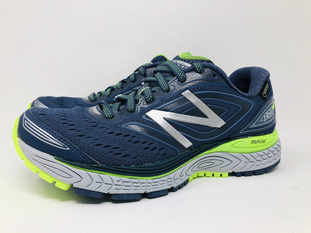 Tênis de corrida New Balance 880 V7 GTX feminino, azul, tamanho 5 B(M) EUA
