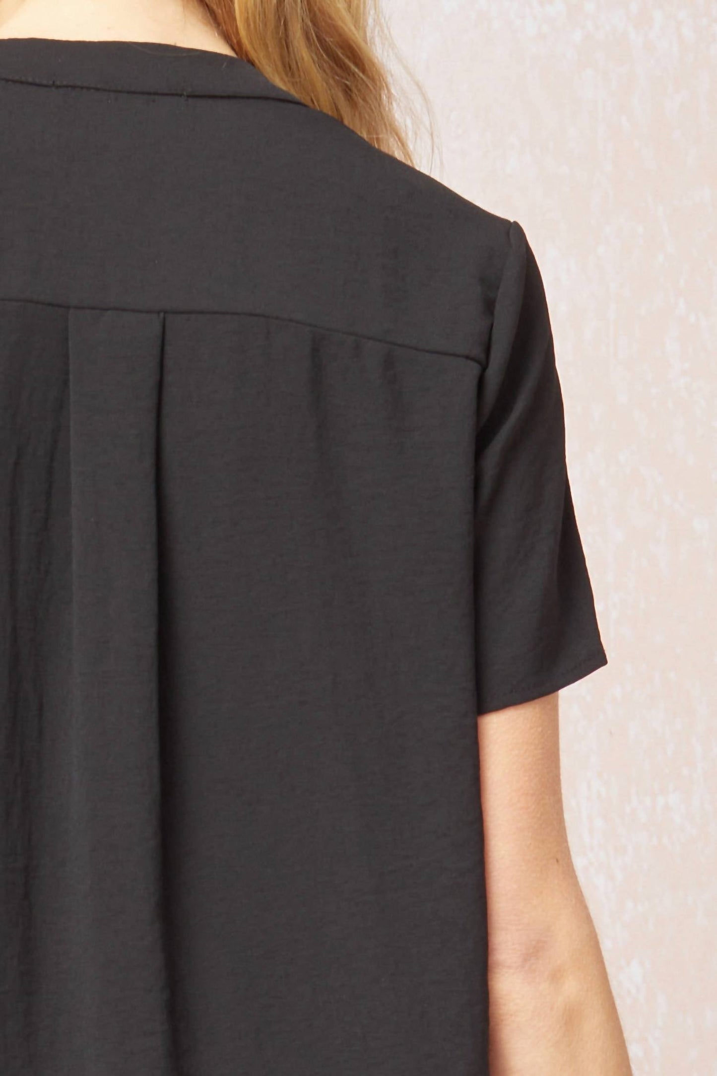 Entro - Classic & Chic Top