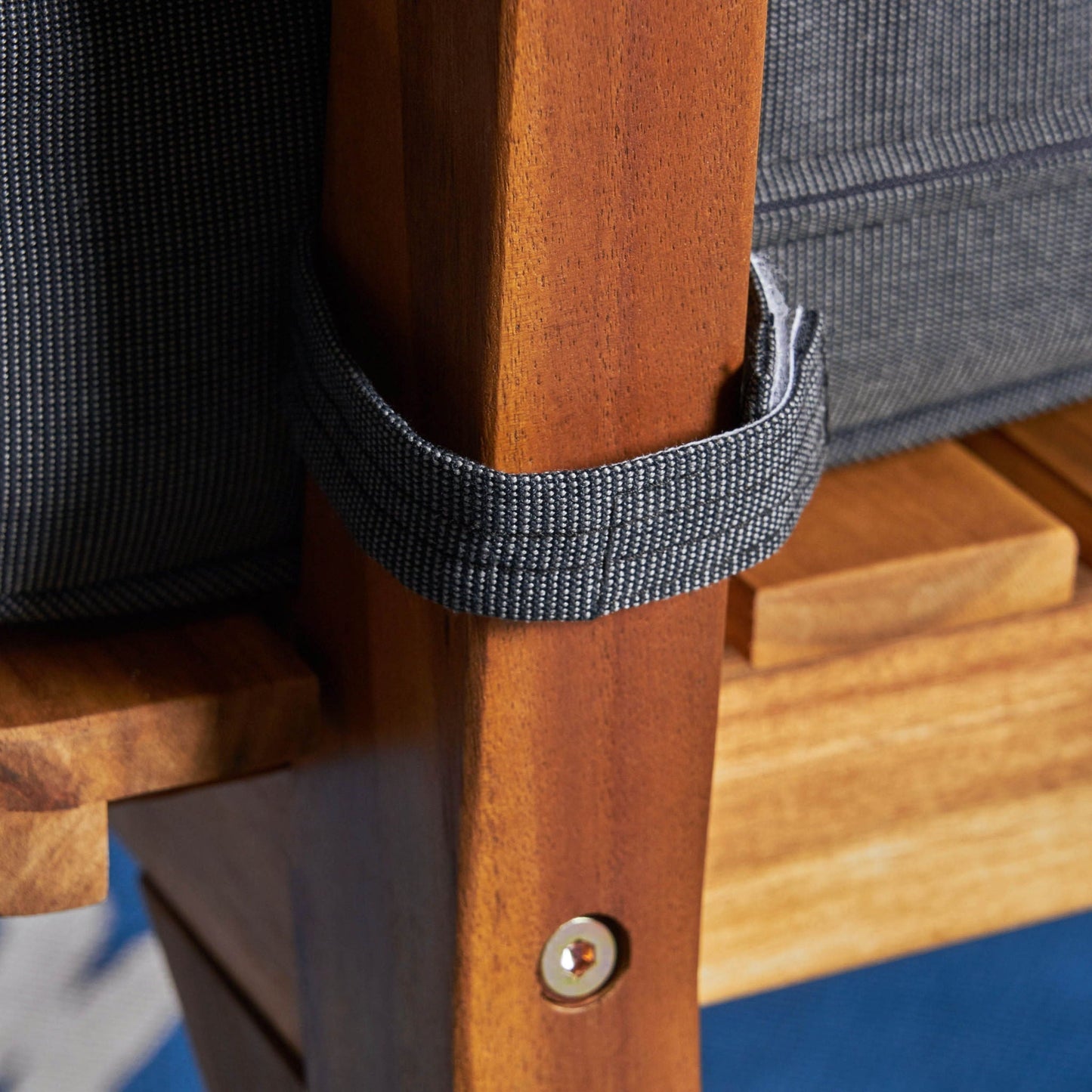 Balmoral Loveseat in Gray