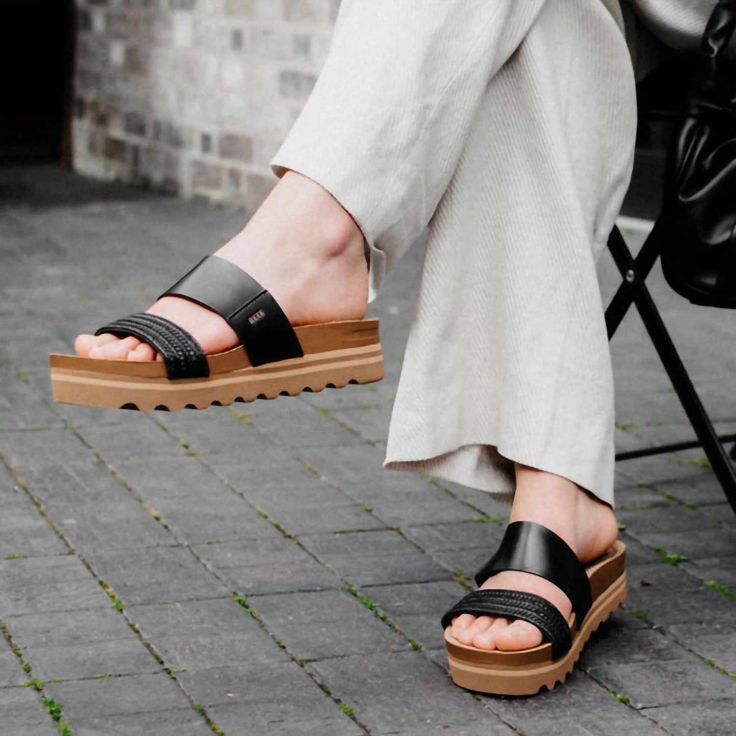 Reef - Women's Cushion Vista Hi Sandal