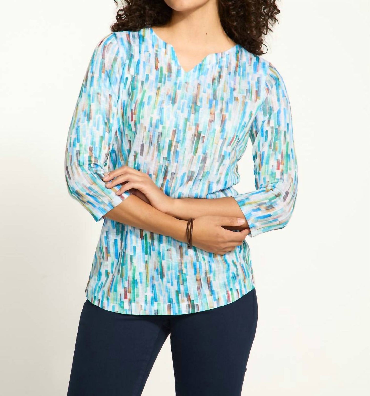 Fdj - 3/4 Sleeve Notch Neck Top