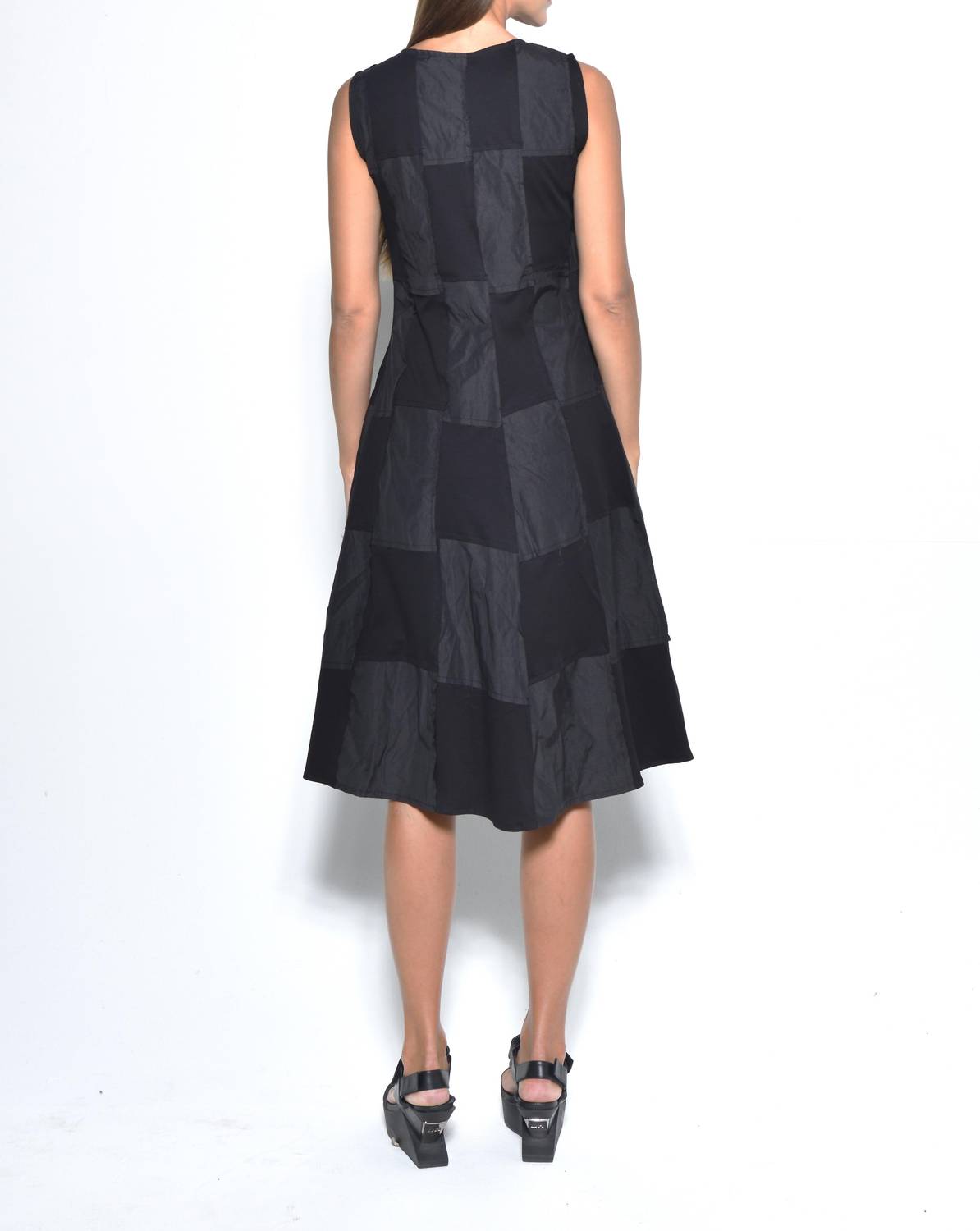 Simply Mila - Sleeveless Chessboard dress