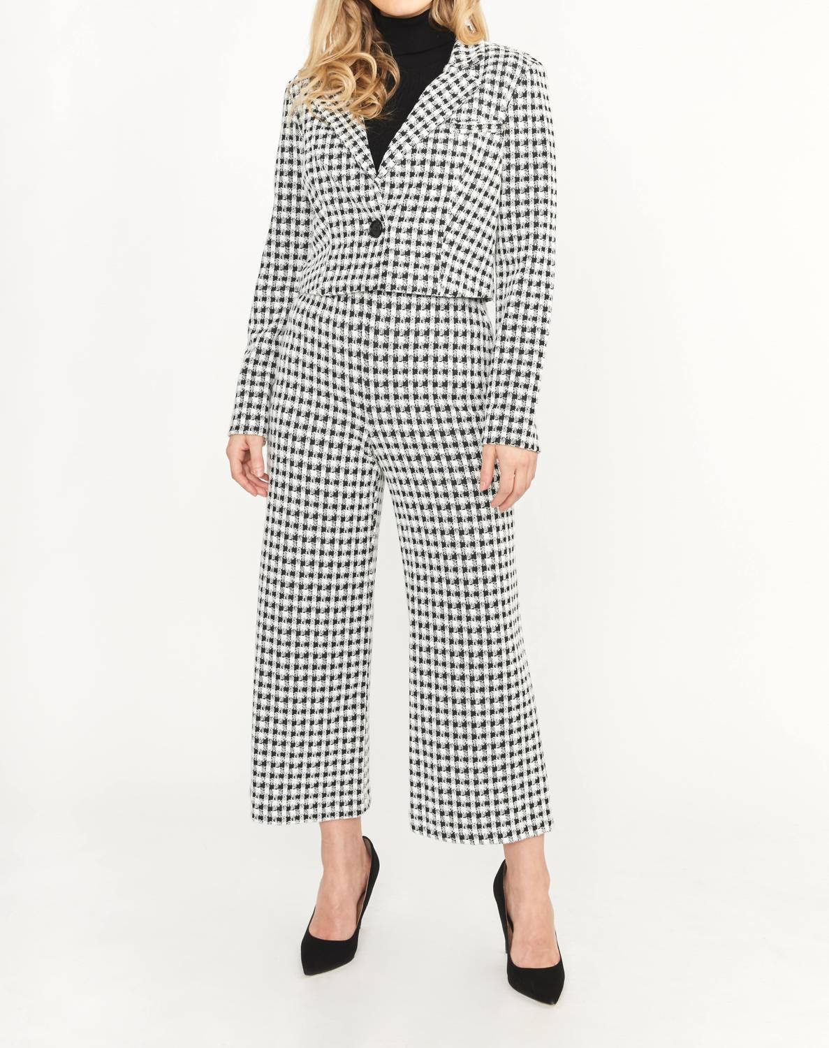 Frank Lyman - Cropped Houndstooth Knit Jacket