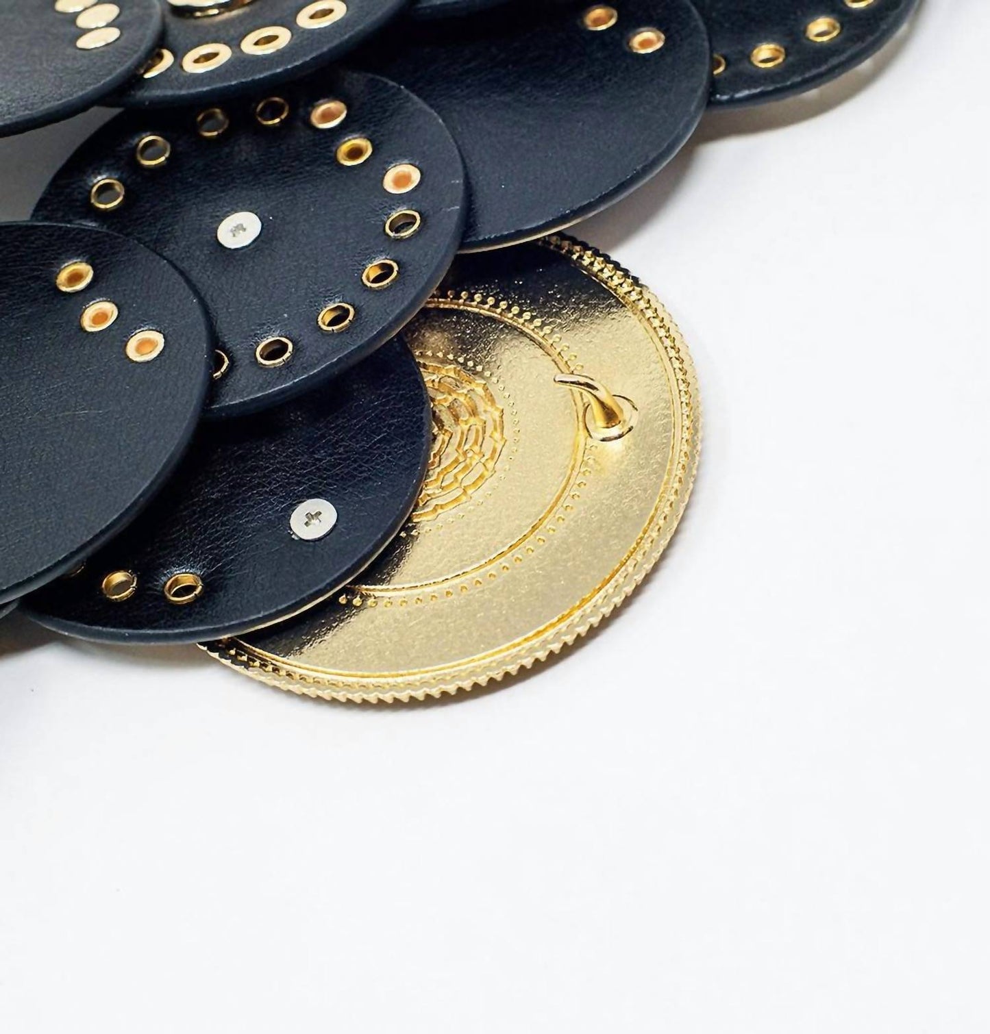 Q2 - Women's Rhinestone Vegan Leather Round Buckle Belt