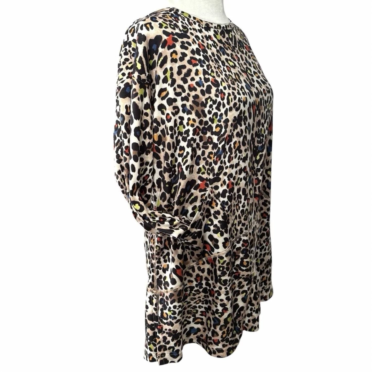 A La Carte - Women's Detachable Cowl Neck Animal Print Top