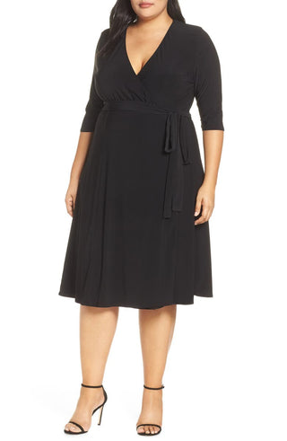 Vestido envelope feminino Kiyonna Essential, preto, tamanho 2X