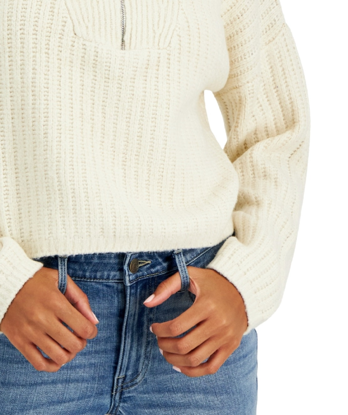 E agora este suéter feminino texturizado com zíper de um quarto, manga comprida, branco, tamanho médio