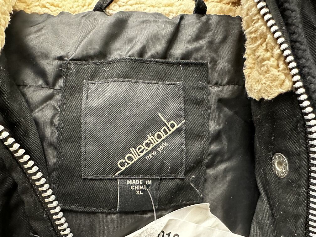 Coleção B Casaco anoraque com capuz e acabamento em pele sintética feminino júnior, preto, tamanho extragrande