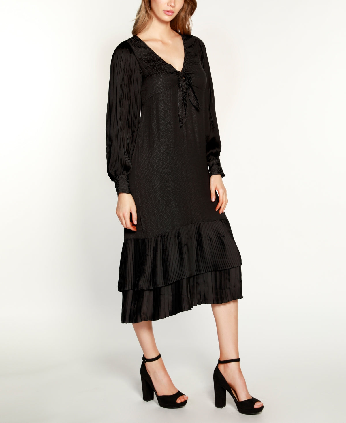 Vestido midi plissado com babados Belldini feminino, preto, tamanho pequeno