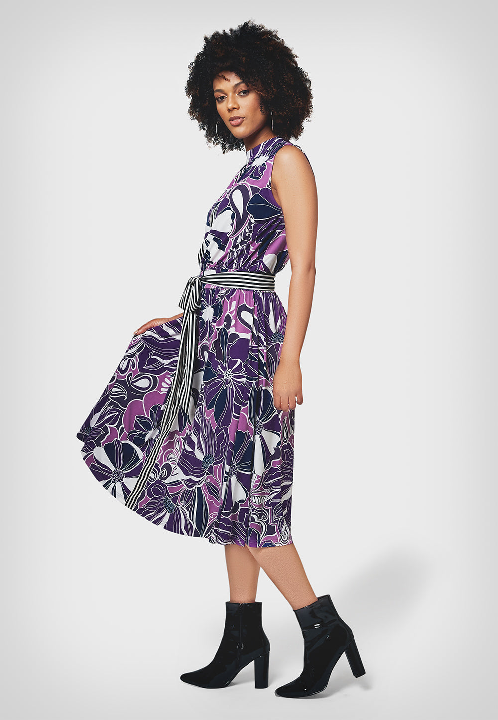 Vestido Mindy sem mangas feminino Leota em roxo floral retrô