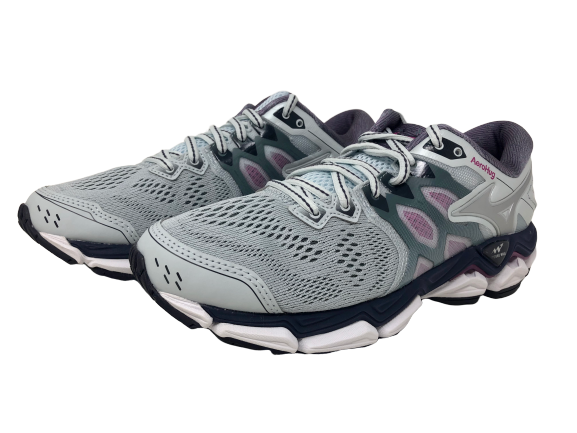 Tênis de corrida Mizuno Wave Horizon 3 feminino, cor pedreira/prata, tamanho 6,5 B(M) EUA