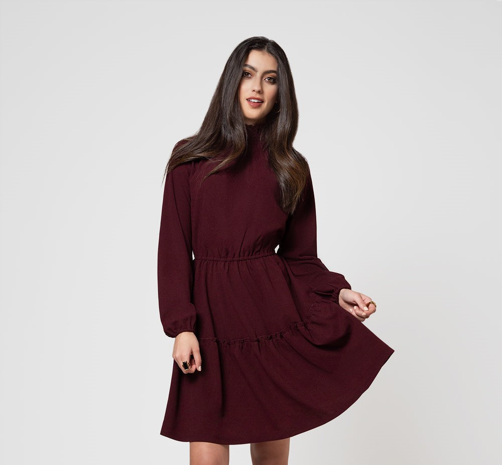 Vestido feminino Leota manga longa verde oliva em marrom avermelhado