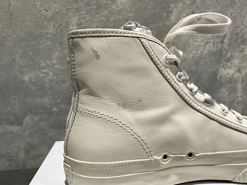 Tênis de couro cano alto feminino Re/Done anos 90 vintage branco tamanho 7