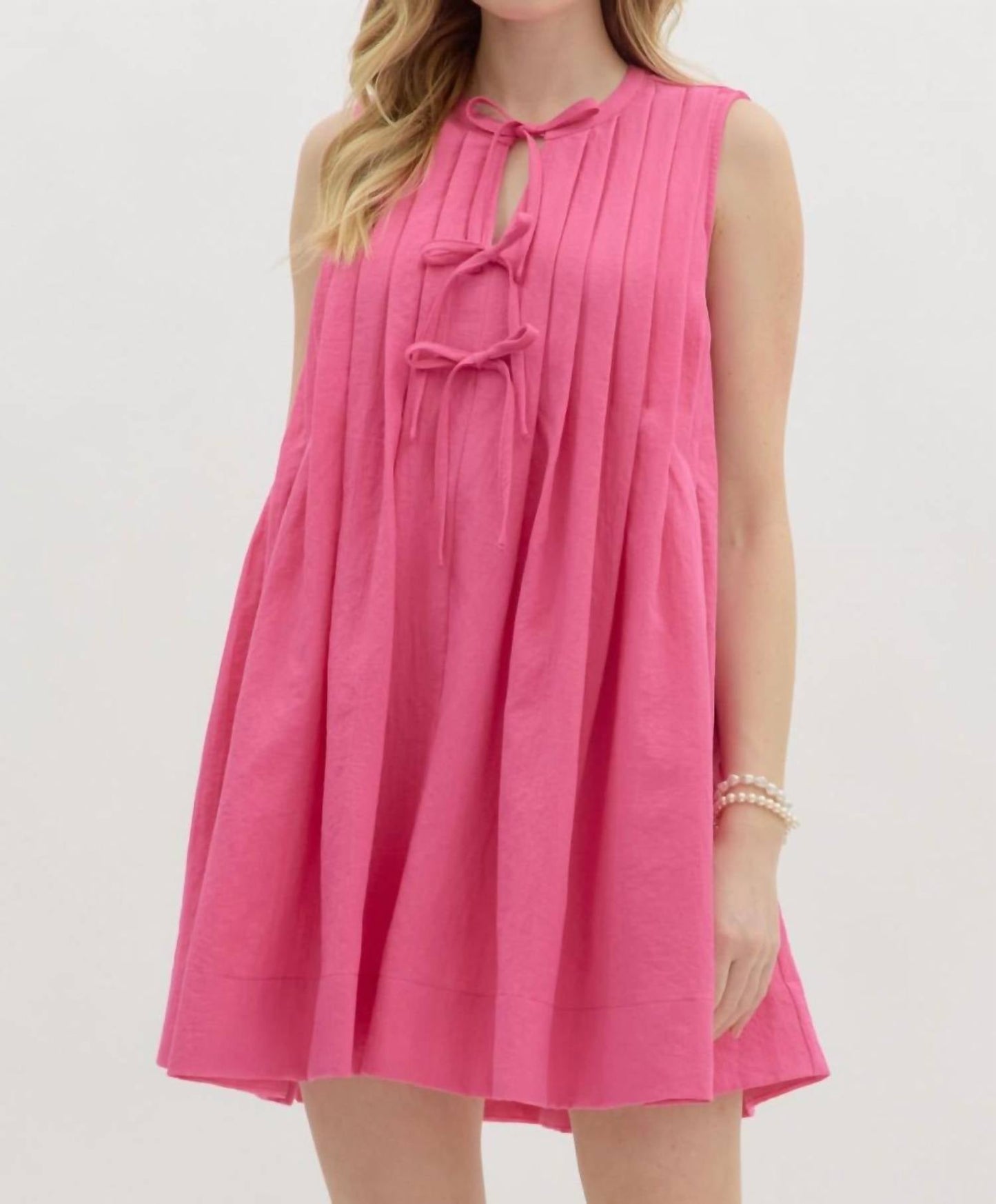 Entro - Bow Detailed Pleated Mini Dress