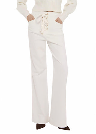 Toccin - Calça Birkin Jeans com Cadarço e Boca de sino