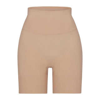 Skims - Short modelador que realça o bumbum