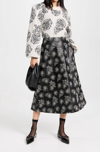 Baum Und Pferdgarten - Saia Shari