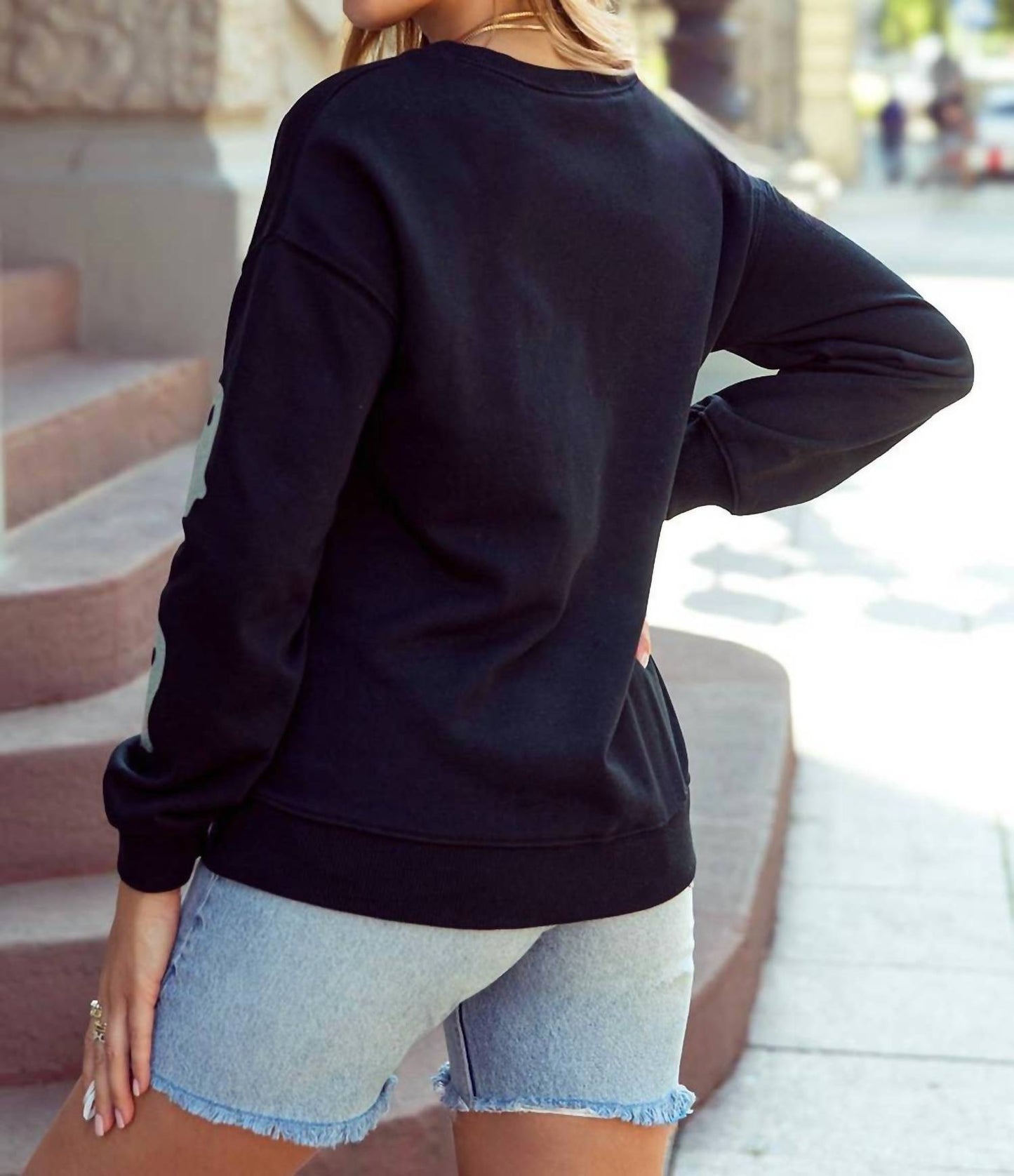 1 The Woman - Women's Glitter Ghost Pattern Sweatshirt