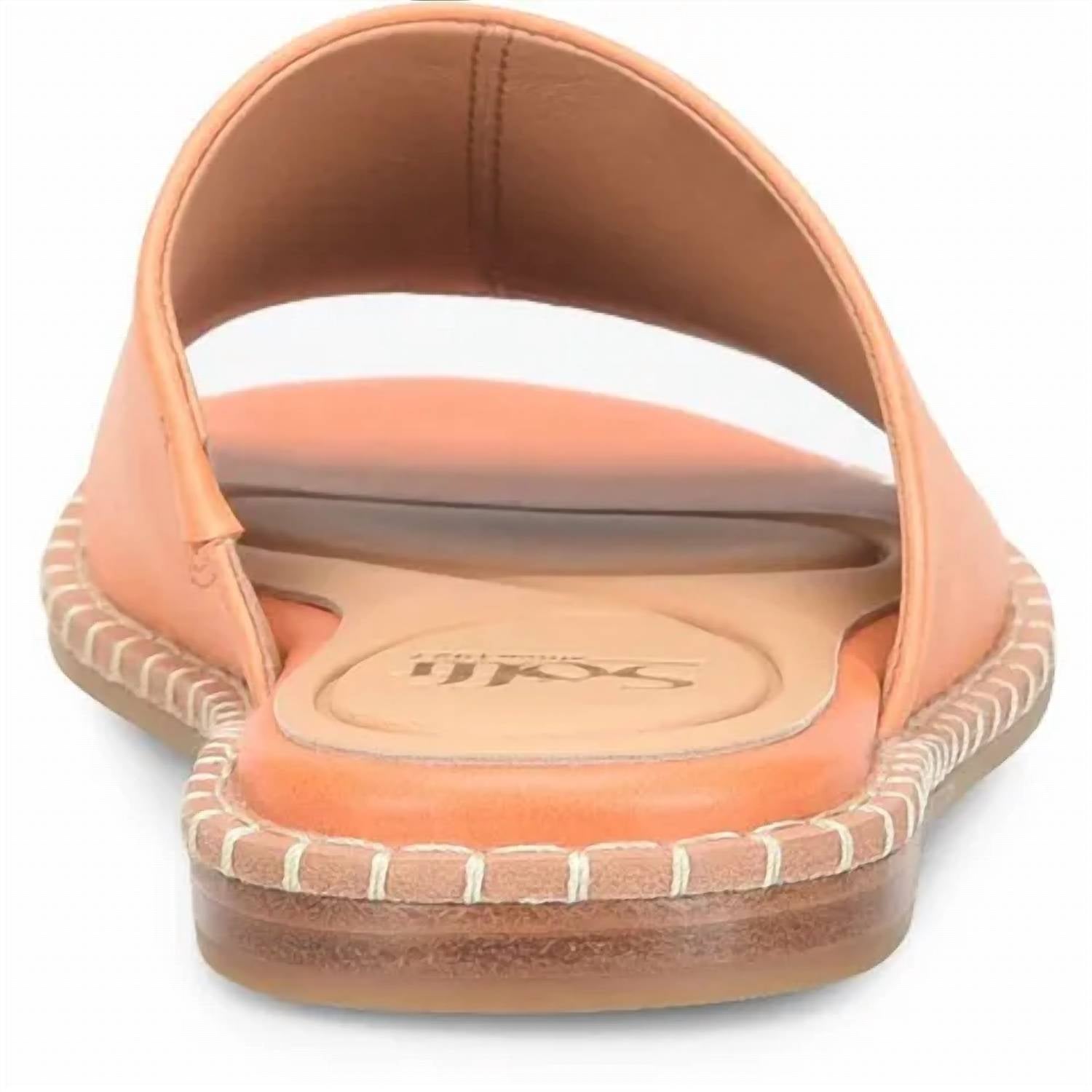 sofft-women-noble-ii-flat-leather-slide