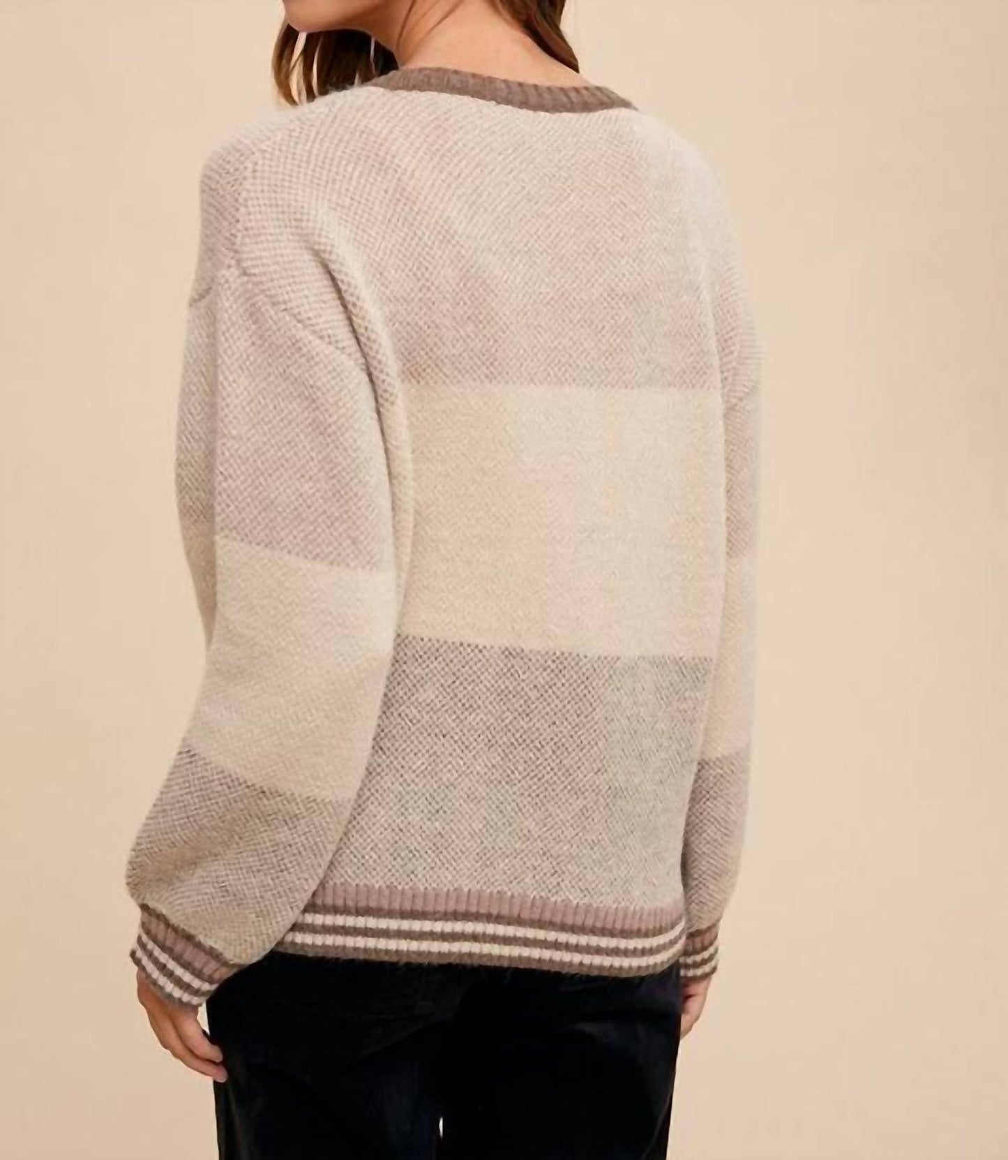 Anniewear - Color Block Sweater Top