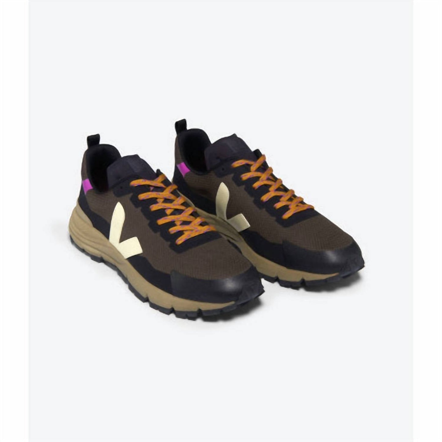 Veja - Women's Dekkan Alveomesh Sneaker