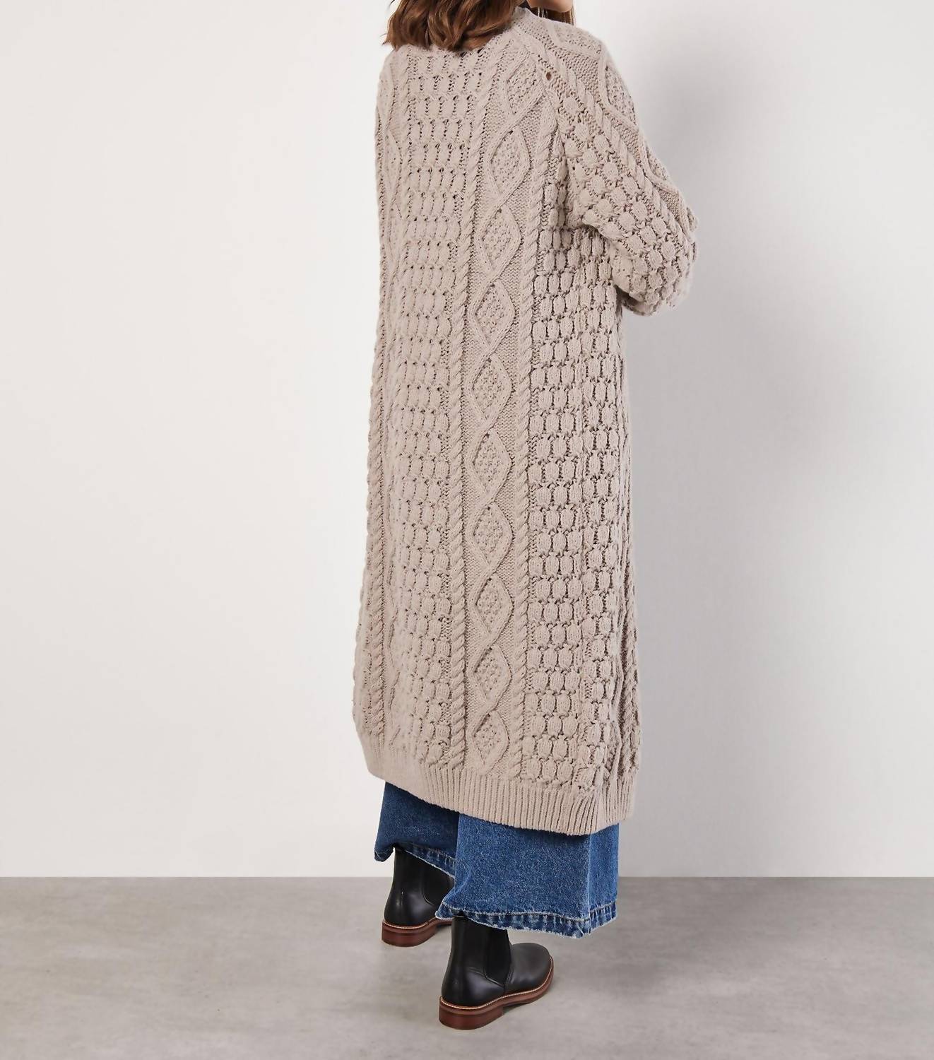Apricot - Chunky Cable Knit Midi-Cardigan