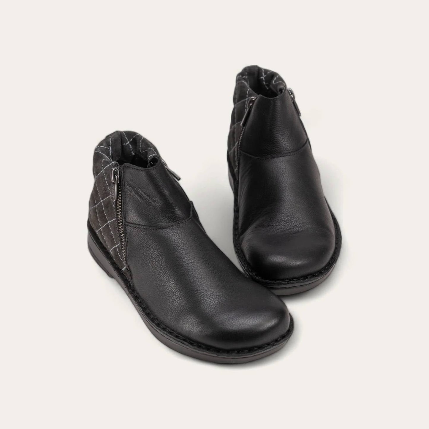 Naot - Women's Sintra Zip Bootie - Wide