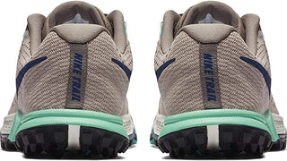 Tênis de corrida Nike Air Zoom Terra Kiger 4 feminino, cinza-claro/azul/marrom