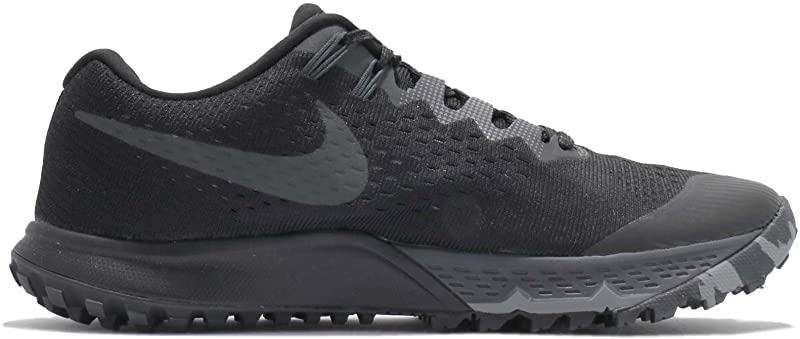 Tênis de corrida Nike Air Zoom Terra Kiger 4 feminino, preto/cinza, tamanho 5 B(M) EUA