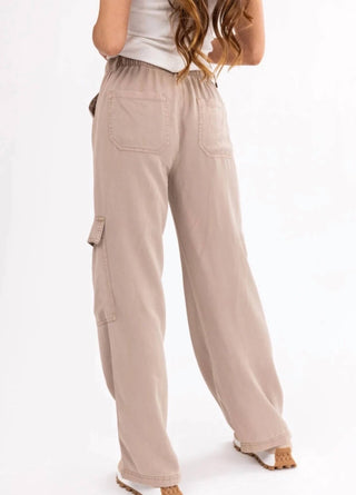 Risen - Calça cargo larga em tencel de cintura alta