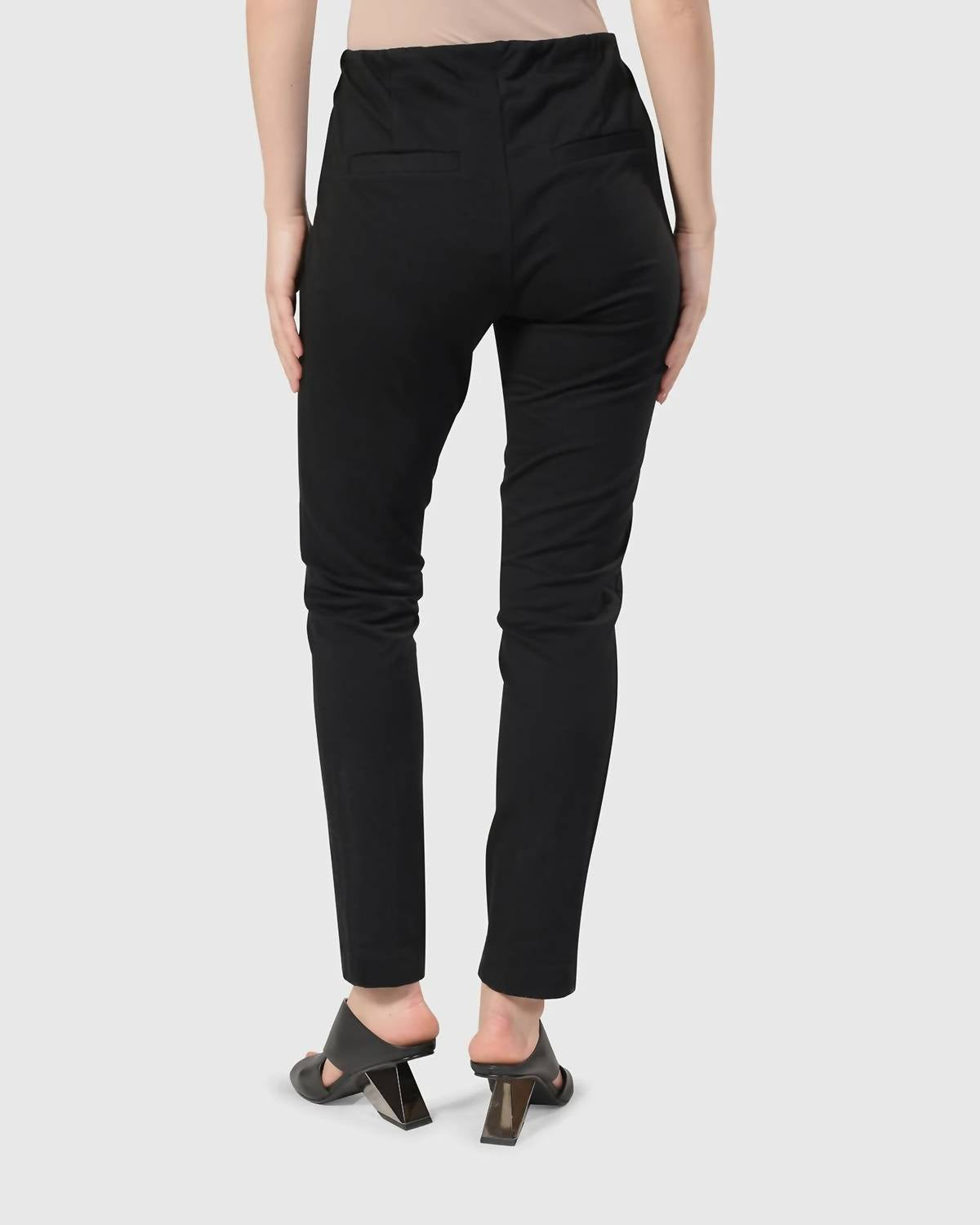 Alembika - Women's Urban Metropolitan Slim Trousers