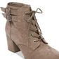 Botas femininas Madden Girl Theoo com cadarço, marrom, tamanho 9,5 m