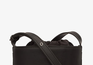 Bolsa Bucket Vintage Matt e Nat Preta